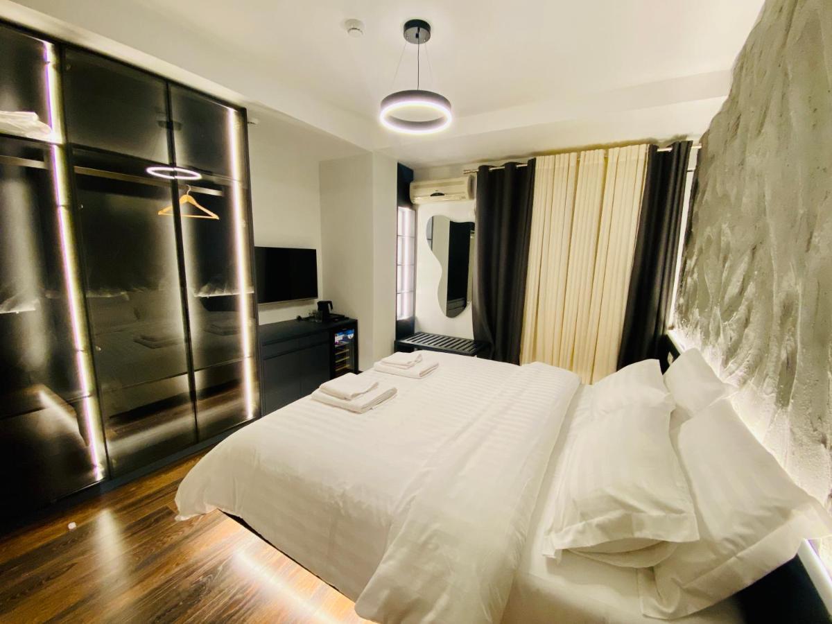 Tirana Central Rooms ภายนอก รูปภาพ