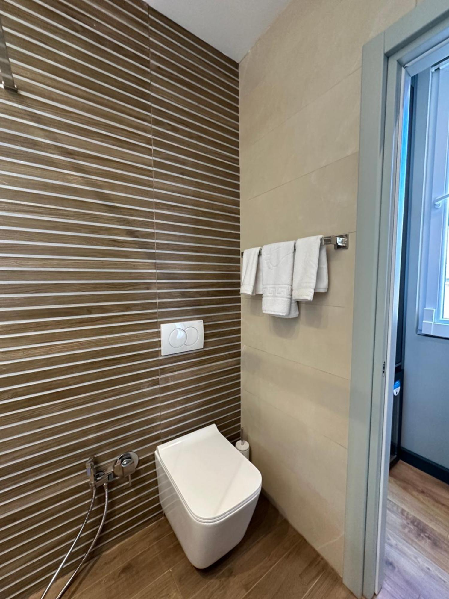 Tirana Central Rooms ภายนอก รูปภาพ