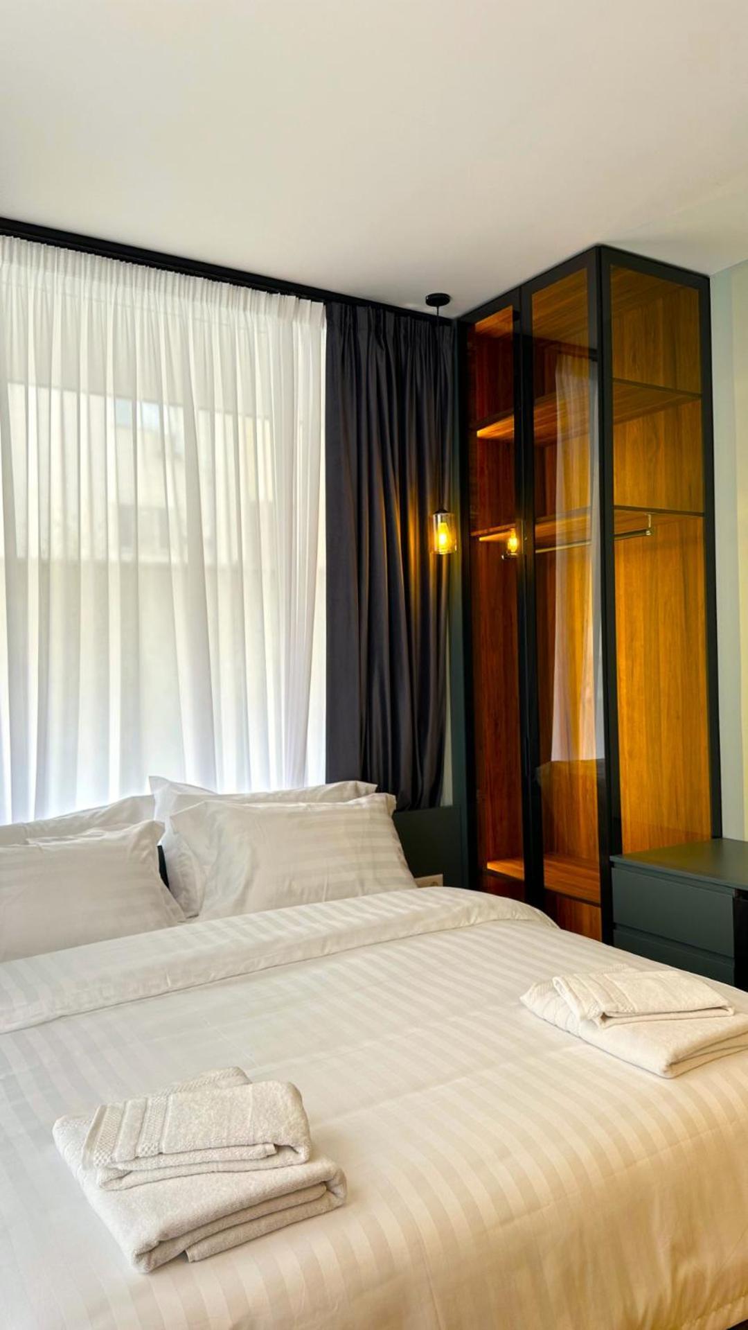 Tirana Central Rooms ภายนอก รูปภาพ