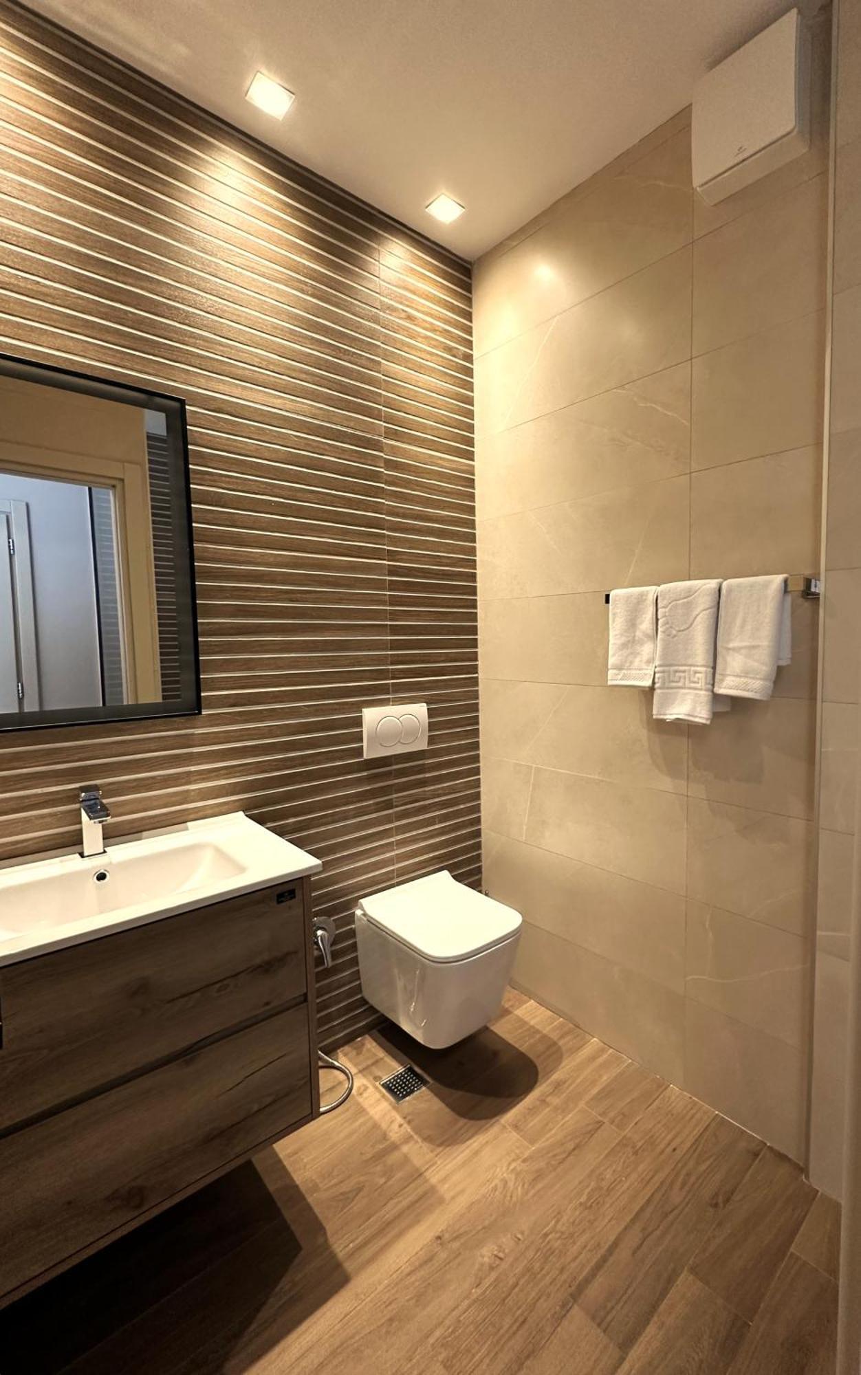 Tirana Central Rooms ภายนอก รูปภาพ