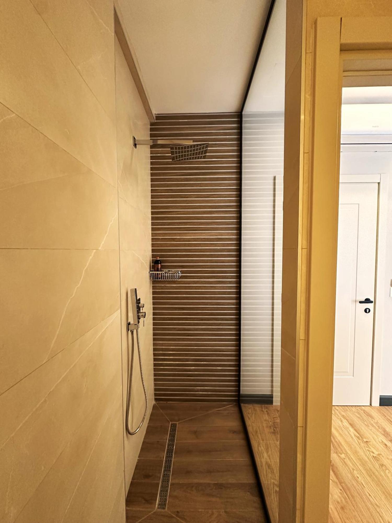 Tirana Central Rooms ภายนอก รูปภาพ
