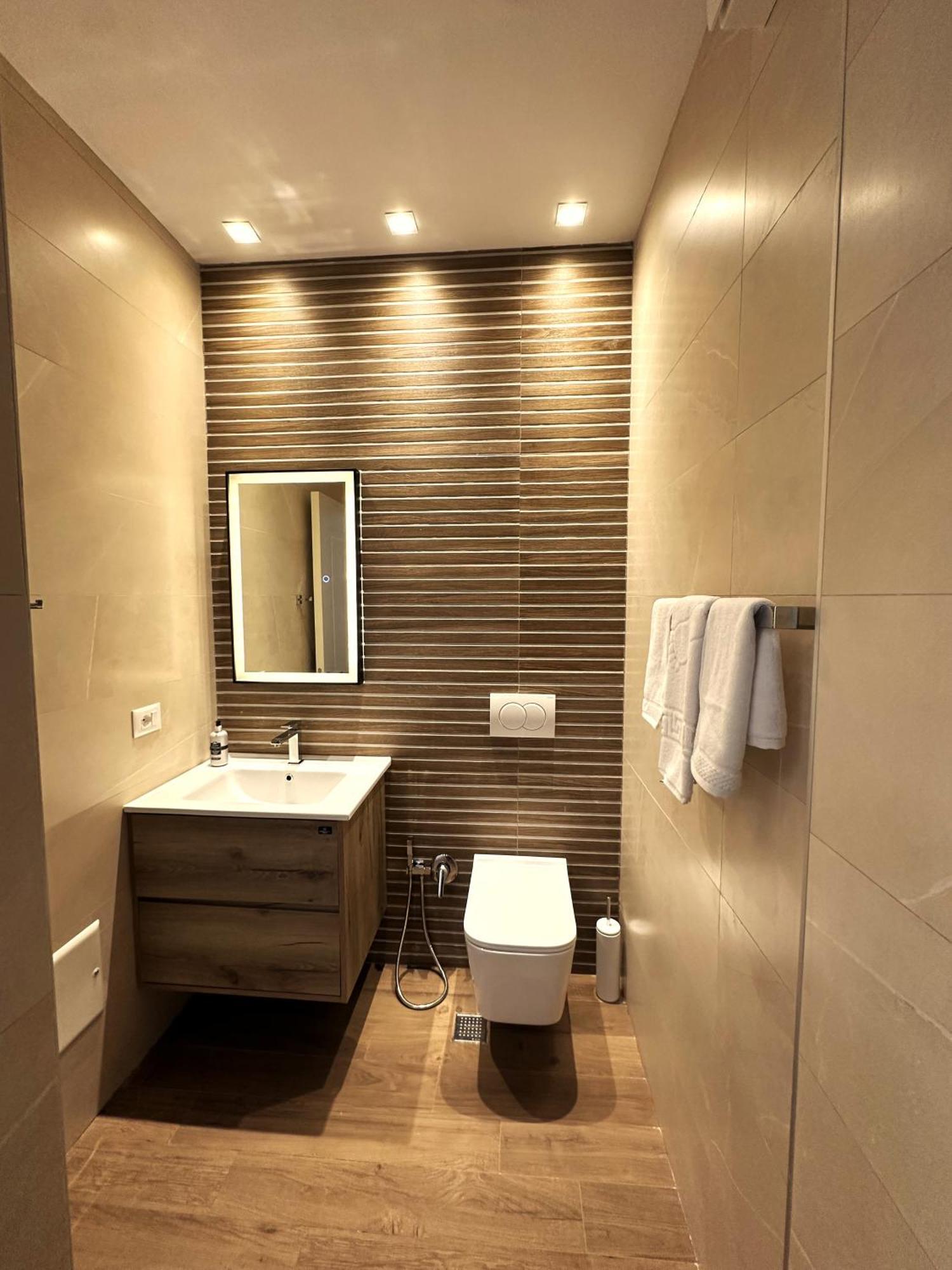 Tirana Central Rooms ภายนอก รูปภาพ